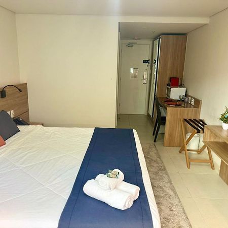 Studio 107 - Moderno No Granja Brasil Em Itaipava Petropolis  Luaran gambar