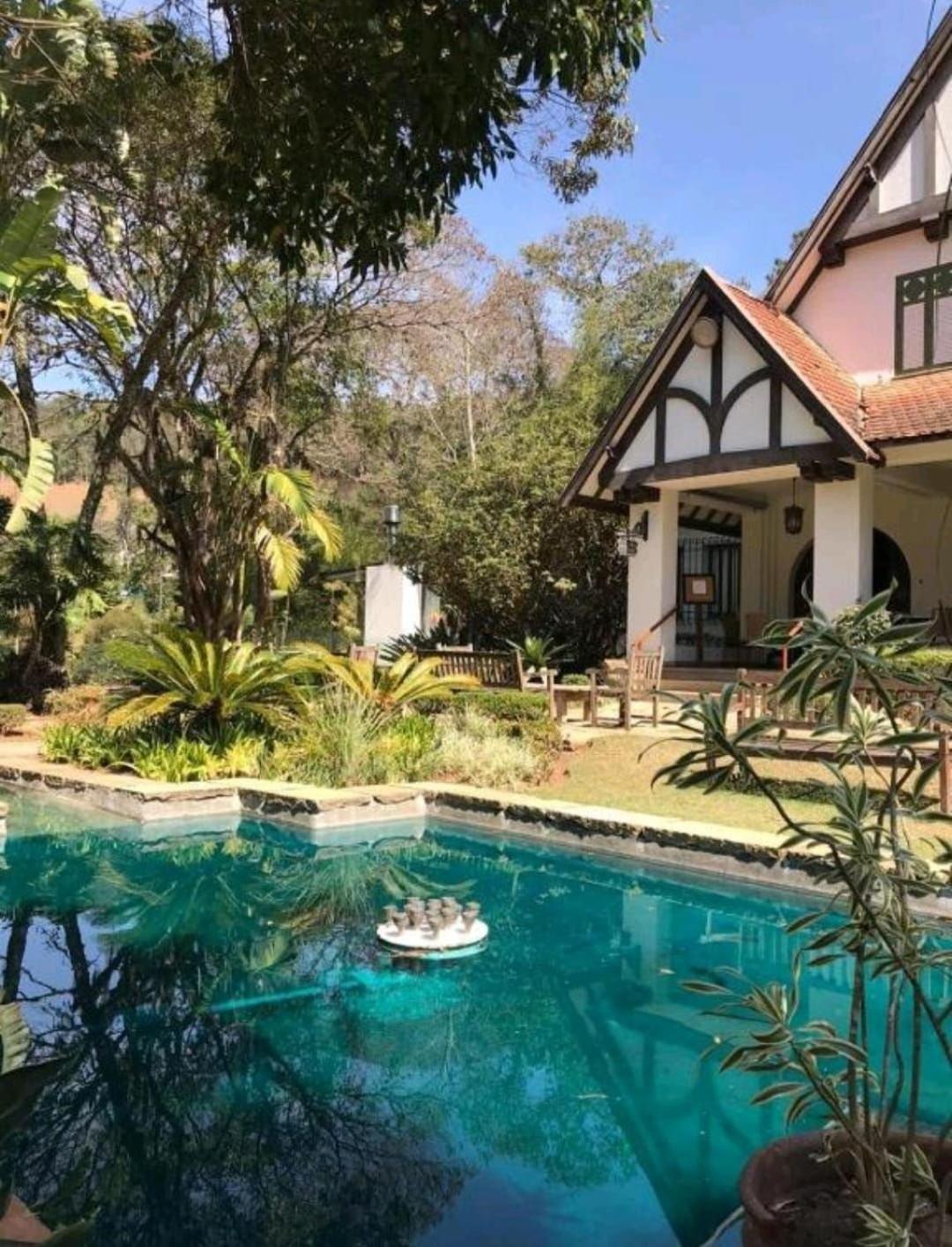 Studio 107 - Moderno No Granja Brasil Em Itaipava Petropolis  Luaran gambar