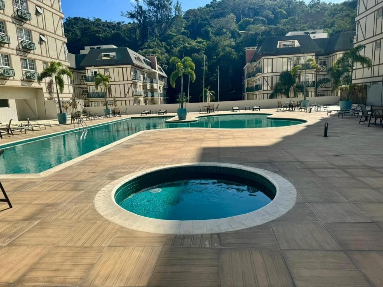 Studio 107 - Moderno No Granja Brasil Em Itaipava Petropolis  Luaran gambar